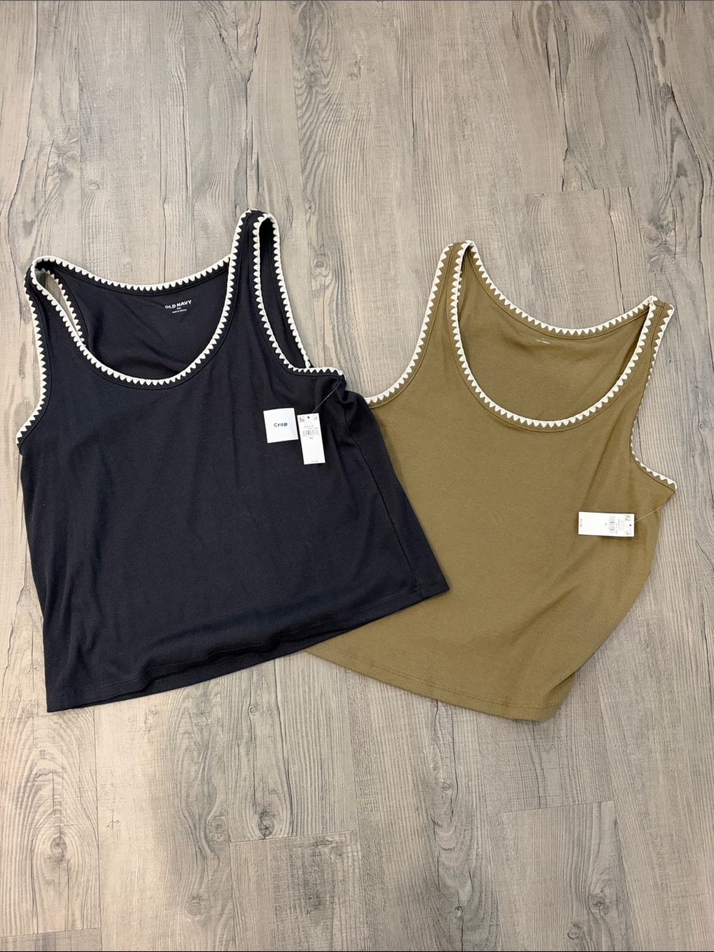 Old Navy Sleeveless Tank Tops - Black & Olive